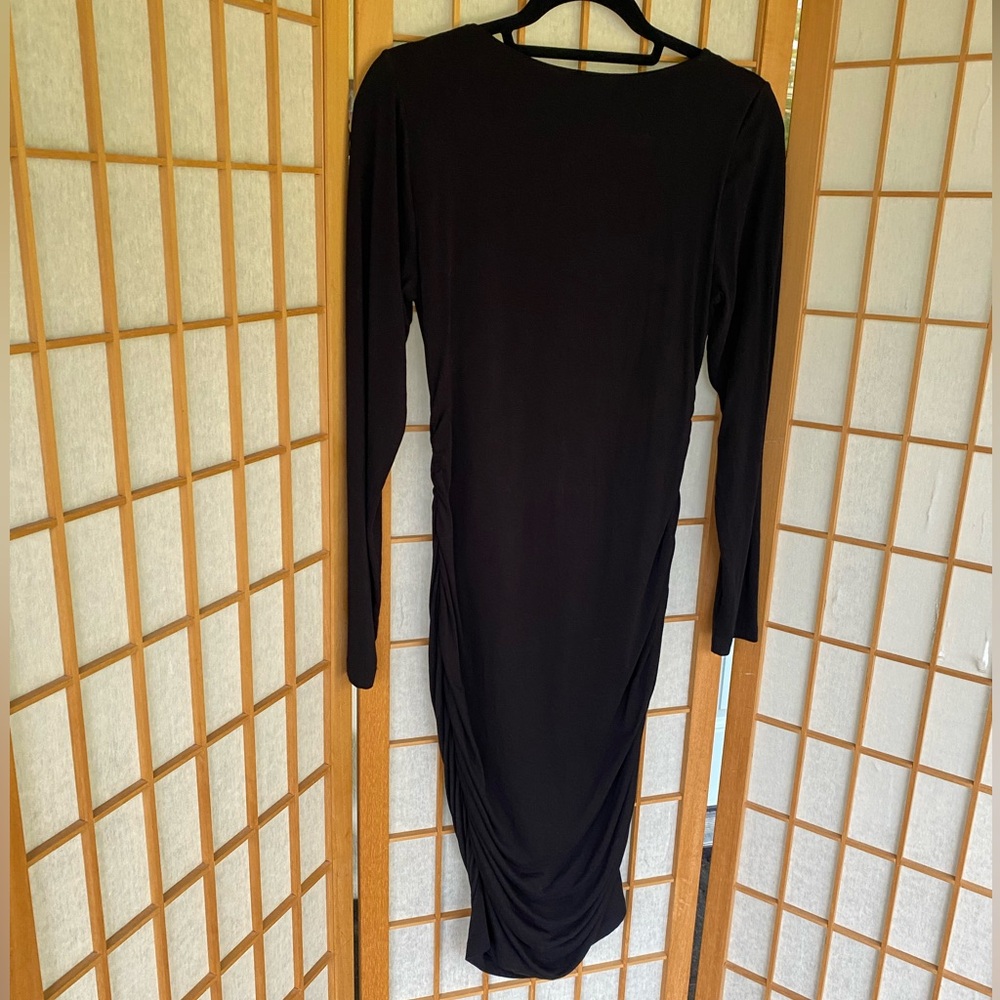 A Pea In The Pod Basic Black Stretch Rouched Long Sleeve Dress SZ M - Picture 9 of 10